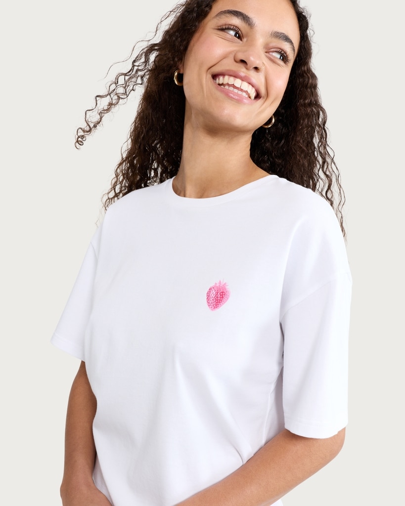 OH ME OH MY Pure Cotton Heart Embroidered T-Shirt in White