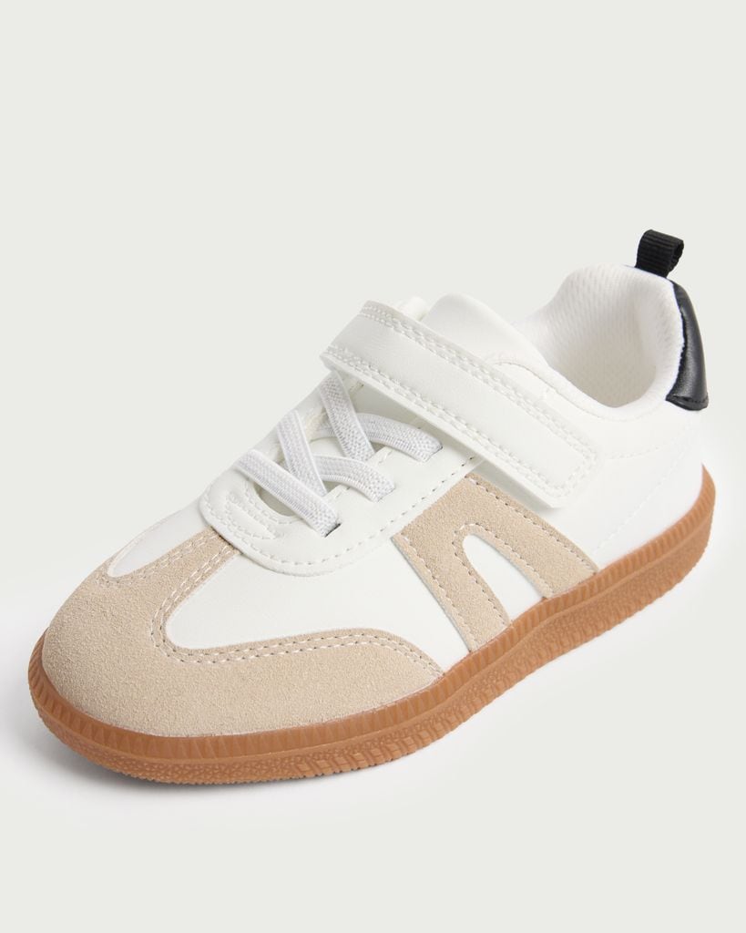 F&F Boys Panelled Touch Strap Fastening Trainers in White thumbnail 3