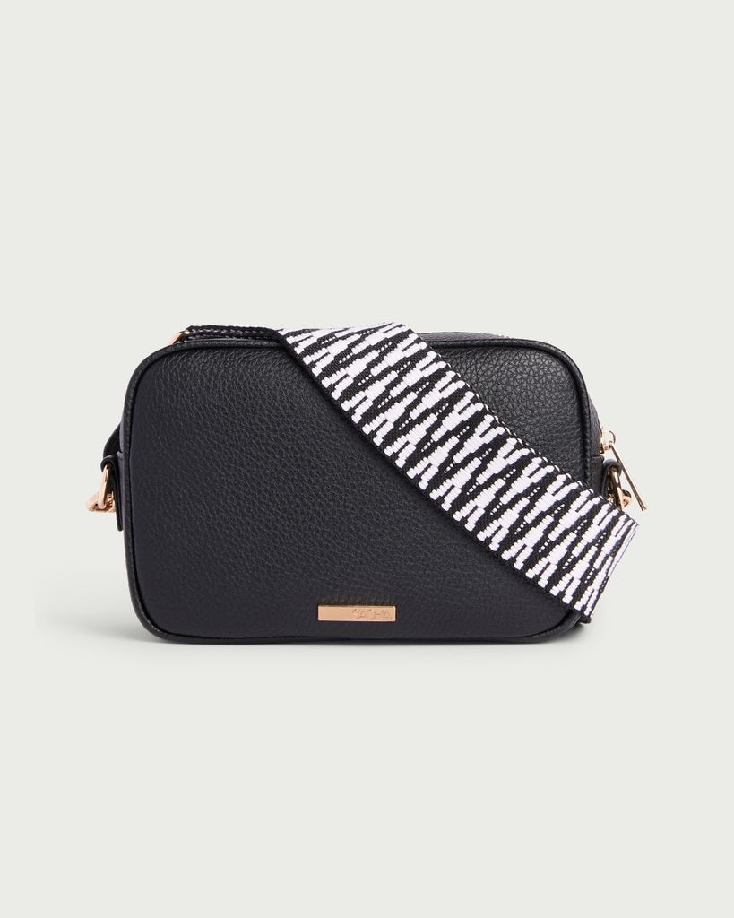 SACHA Crossbody Camera Bag in Black