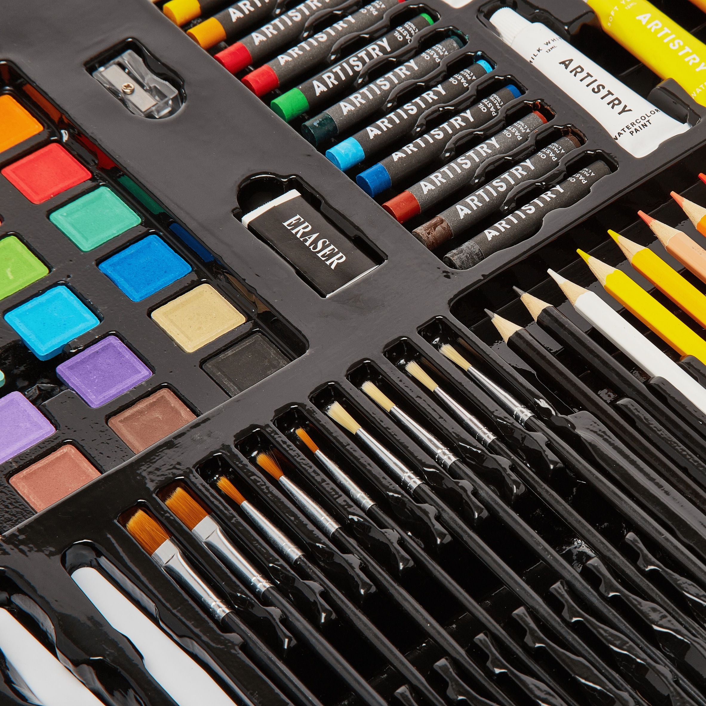 Artistry Mixed Media 91 Piece Art Set thumbnail 2