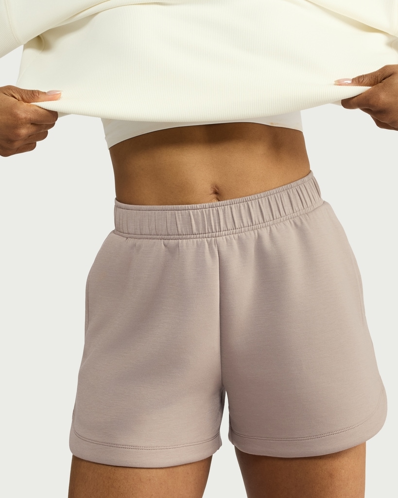 F&F Active EVERYHOUR Shorts in Neutral