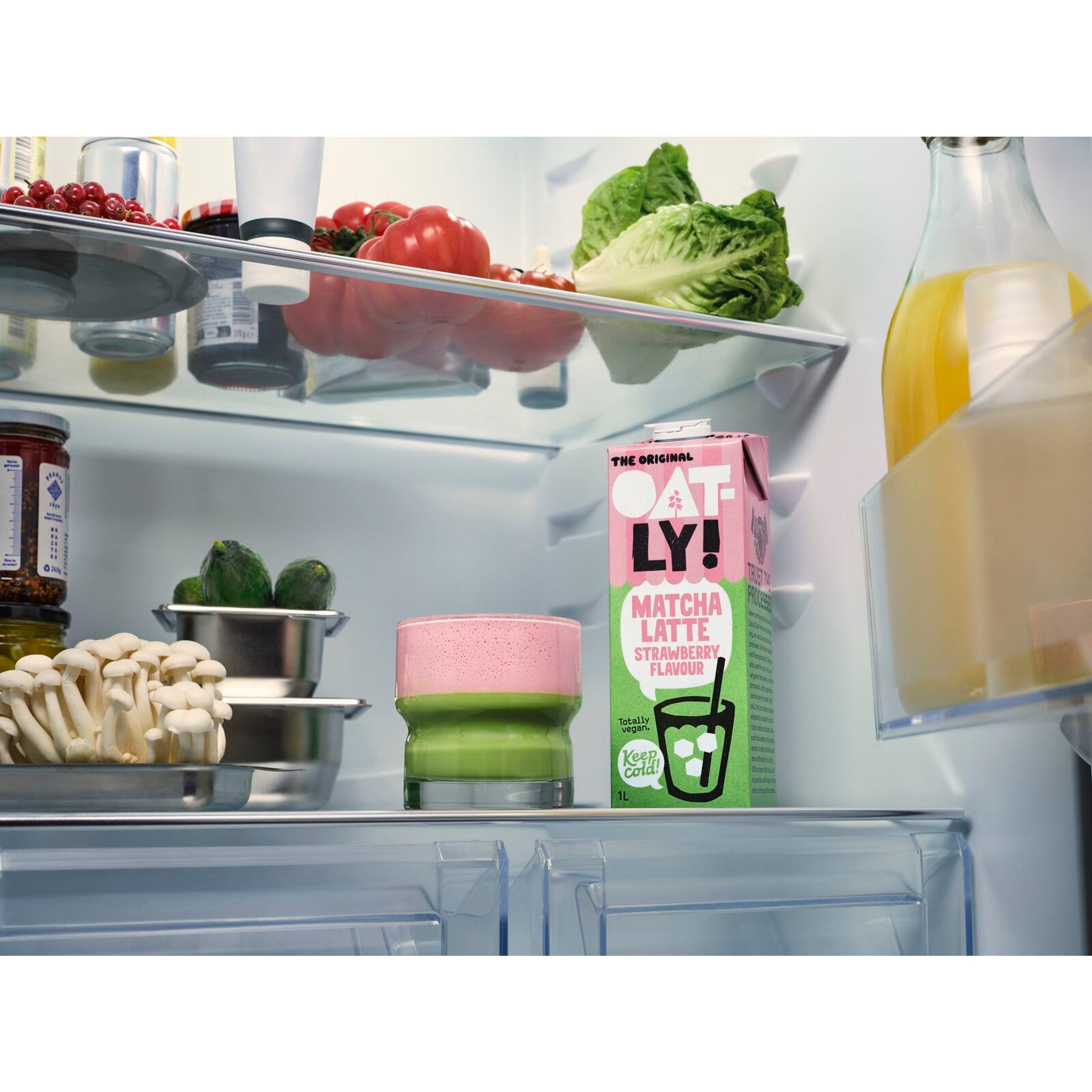Oatly The Original Matcha Latte Strawberry Flavour Oat drink 1L thumbnail 5