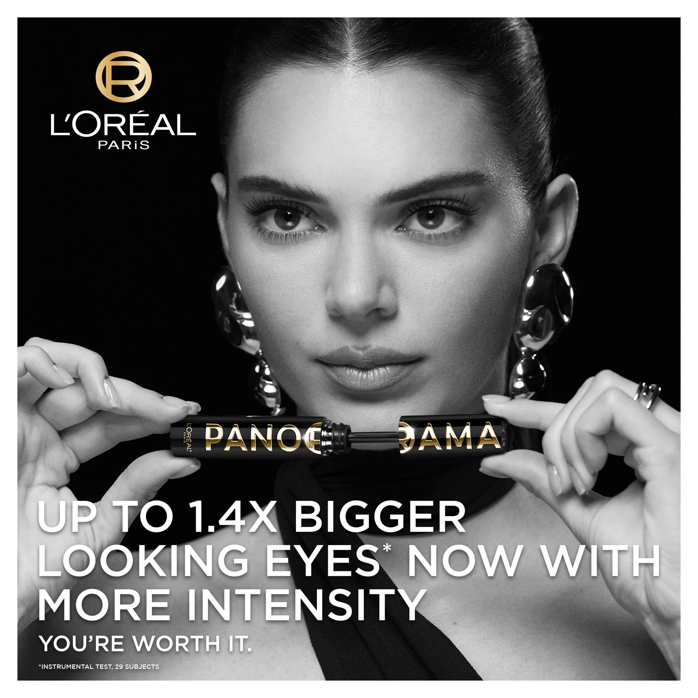 L'Oreal Paris Volume Million Lashes Panorama Mascara Extra Black 9.9ml. thumbnail 2