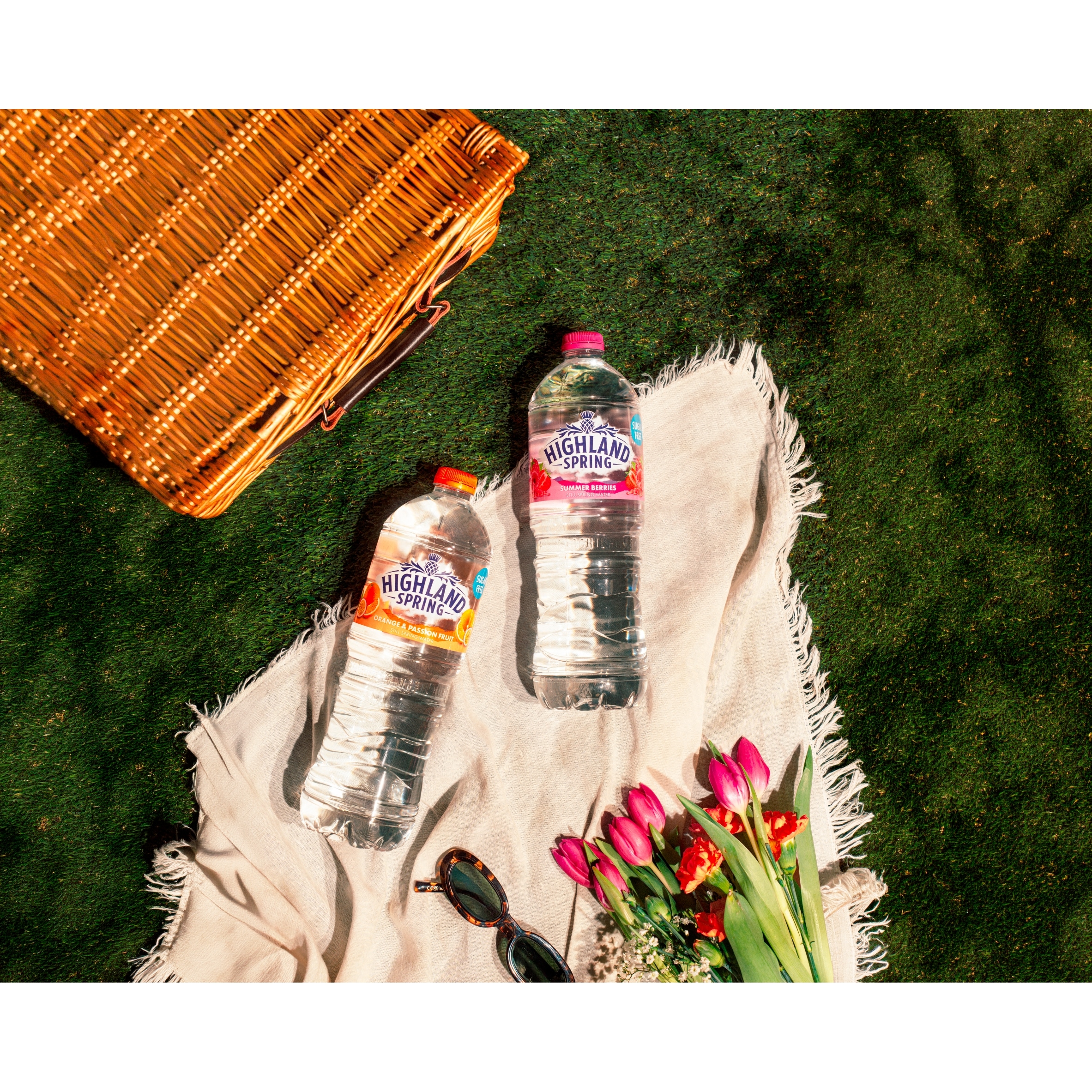 Highland Spring Sugar Free Summer Berries Still Spring Water 1.25 Litre thumbnail 2